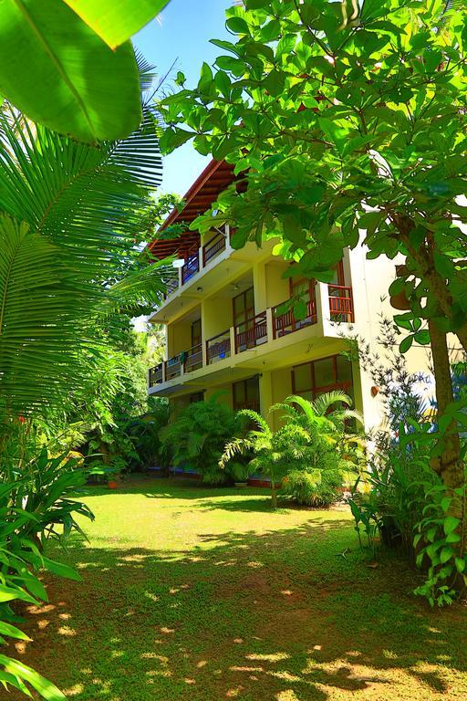 Hotel Finlanka Hikkaduwa Εξωτερικό φωτογραφία